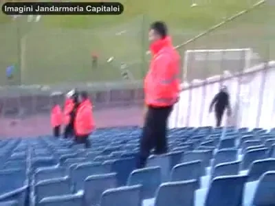 Meme Stoica a dus la LPF mai multe DOVEZI care ii pot suspenda pe dinamovisti! VIDEO: imaginile Jandarmeriei!