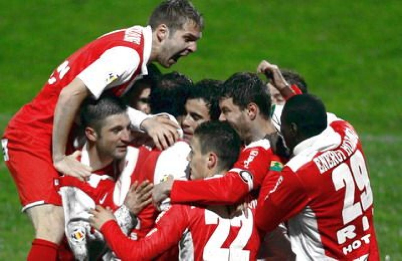Combinatia MINUNE! A fost un anonim adus pe €500.000 si a REZOLVAT o problema antica la Dinamo:_1