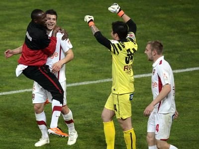 Combinatia MINUNE! A fost un anonim adus pe €500.000 si a REZOLVAT o problema antica la Dinamo:_3