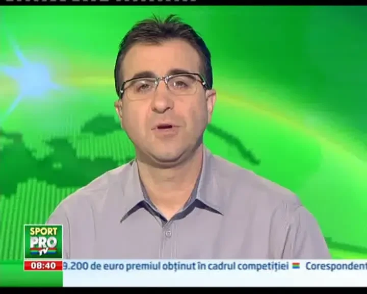 VIDEO! ISTERIE pentru jucatorii Stelei! Fanii s-au batut sa puna mana pe un autograf inainte de meciul cu Pandurii