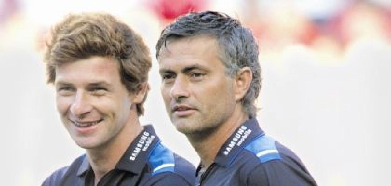 E timpul ca un NOU MOU sa cucereasca Europa! Un roman poate fi decisiv in urcarea lui Mourinho cel POZITIV din fotbal_4