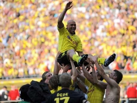 NEBUNIE in Germania! Dortmund a luat TITLUL dupa 9 ani in fata a 80.000 de fani! Vezi imagini de la sarbatoare_27