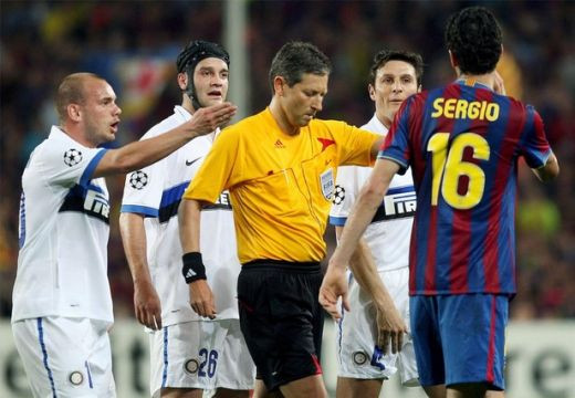 UEFA i-a facut-o lui Mourinho! L-a pus arbitru pe cel care a lasat Interul in 10, cu Barca, anul trecut! Exista si o veste buna pentru Real: