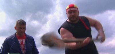 VIDEO! Cum au petrecut Fachiru si Valahu de 1 mai: munti de mici si de carnati! Ce demonstratie de skandenberg a dat Valahu in Peris