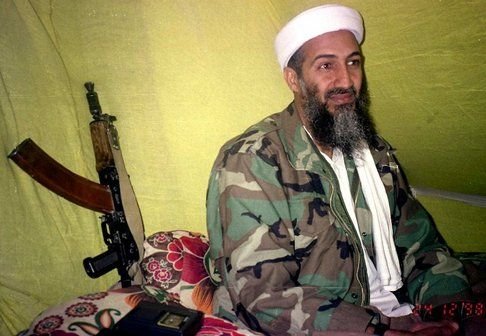 Cel mai mare TERORIST din fotbal a fost UCIS! Bin Laden era fan Arsenal! Vezi ce melodie i-au dedicat tunarii: