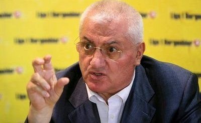 Dragomir copiaza sistemul din OLANDA! LPF imprumuta 50 mil euro, isi face televiziune si transmite meciurile in sistem PAY PER VIEW