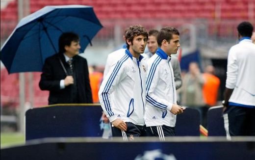 INCREDIBIL! L-au facut de ras pe Mourinho! Singurul OBIECTIV al Realului pe Camp Nou :) FOTO_4