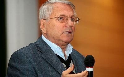 Mitica a pierdut schita programului demential de la LPF TV! Cine va prezenta emisiunea 'Antrenati CA RICIU' :))_11