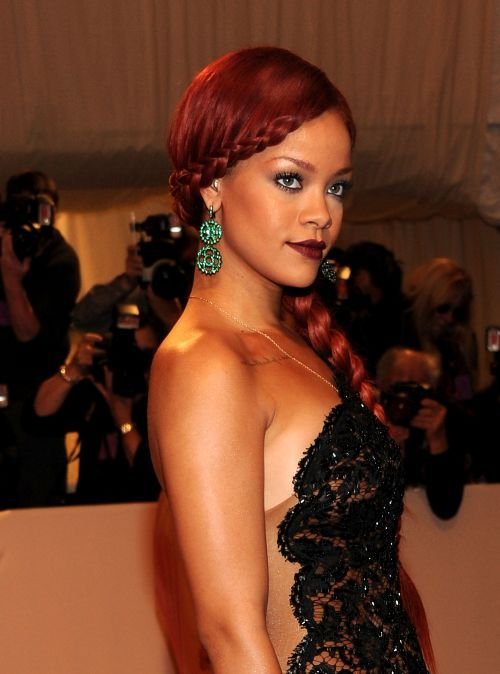 Rihanna se intalneste cu Rat si Lucescu!