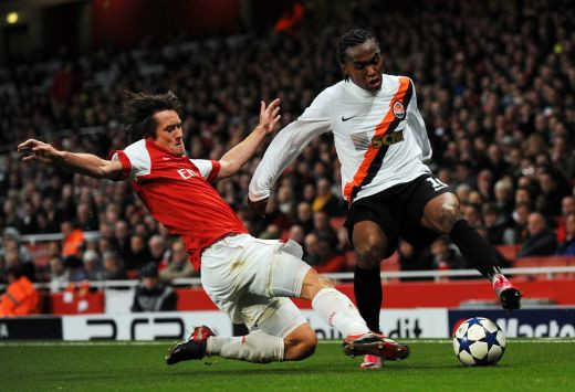 Wenger s-a saturat sa rateze toate trofeele si pregateste o vara NEBUNA! Pe ce jucator de la Sahtior ofera 15mil: