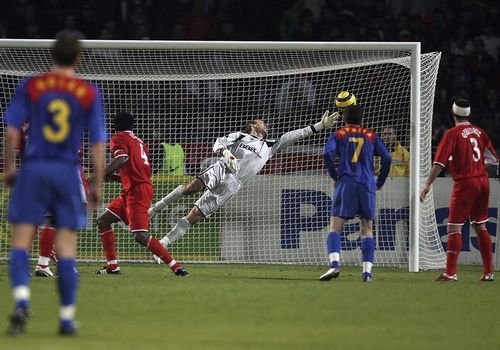 ANALIZA: Ce a gasit Olaroiu la Steaua dupa 5 ani? Vezi o comparatie intre Steaua '06 si Steaua 2011:_3