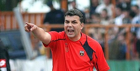Oli nu are ce sa antreneze. Poate doar sa ridice moralul jucatorilor Cum poate ramane la Steaua si din vara: