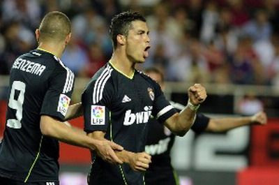 VIDEO Madridul n-o lasa pe Barca sa castige titlul etapa asta! Sevilla 2-6 Real! 4XRonaldo!