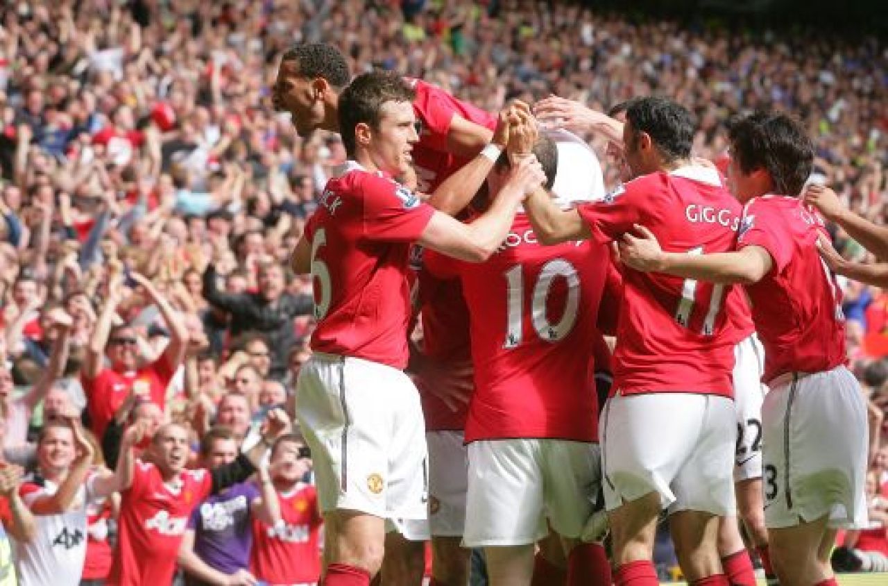 Manchester United 2-1 Chelsea! Echipa lui Sir Alex Ferguson e 99% Campioana Angliei!_4