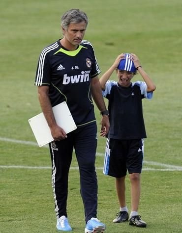 Mourinho nu trage sforile pentru nimeni: si-a invatat baiatul cu munca de jos! The Special One, asa cum nu il stiti! SUPER FOTO:_12
