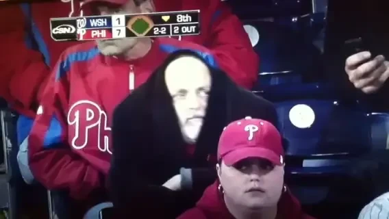 Imagine sinistra pe un stadion din America