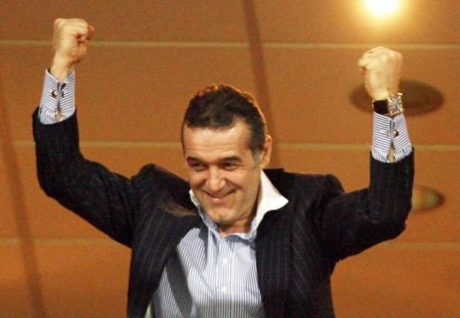 Becali: Pe Tanase nu il las sa plece, e cel mai bun! Pe Banel il las! Ce spune de mutarea Stelei din Ghencea: