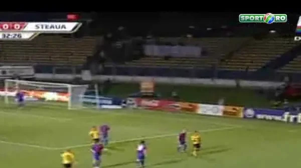 Tot stadionul la Brasov - Steaua a inceput sa strige NESU ! Mesajul emotionant al stelistilor pentru fostul jucator din Ghencea