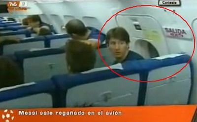 VIDEO: La un pas de TRAGEDIE! Messi era sa provoace prabusirea avionului Barcelonei! Vezi ce GAFA INCREDIBILA a facut: