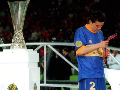 REMEMBER! Azi se implinesc 10 ani de la o finala cumplita! Noaptea in care Cosmin Contra a varsat o lacrima: