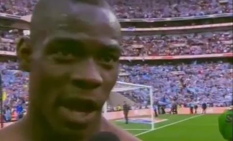VIDEO: Balotelli a COMIS-O din nou! A inceput sa injure la TV dupa ce a luat Cupa Angliei!