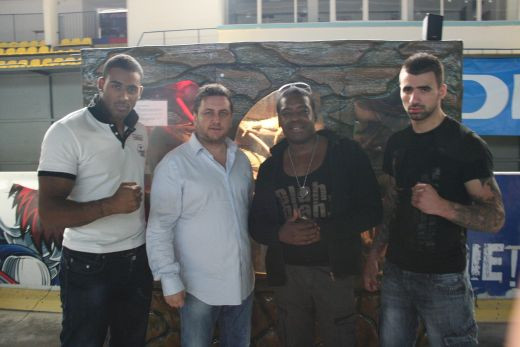 Pericol maxim! Serpi la Gala Local Kombat 'Lupta Capitala' de sambata!_3