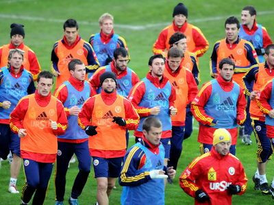 Prostie sau blat? Mircea Sandu da ultima lovitura Nationalei! Razvan pleaca sigur iar Chivu si alti titulari fac boicot!