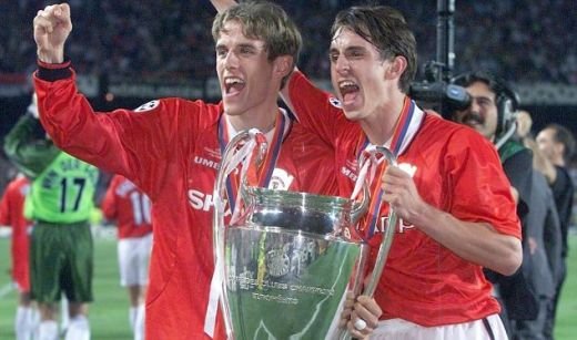 VIDEO! Asta e meciul care sterge 43 de ani din istoria lui Manchester si 29 de trofee!_2