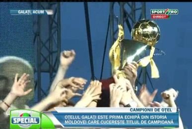 100 de ani de fotbal pentru un titlu! Otelul a ridicat trofeul de campioana in 2011 intr-un show cu mii de fani! VEZI VIDEO_5
