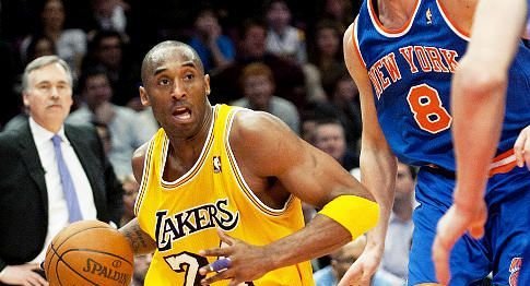 Platesc salarii de zeci de milioane, joaca cu casa inchisa si n-au mai luat titlul de 38 de ani! Asta e cea mai bogata echipa din NBA!