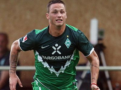 Dodel are rude si in Germania! Ce fost jucator al lui Inter se bate prin discoteci