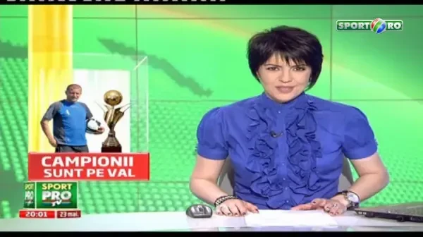 VIDEO Petrecere ca in povesti la Galati! Cum s-au batut campionii cu frisca pe vapor in miezul noptii!