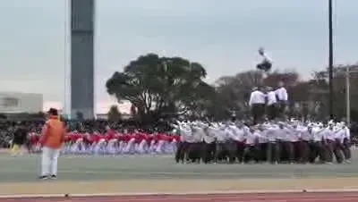 Numai chinezii puteau inventa asa ceva: cel mai TAMPIT sport pe care l-ai vazut vreodata! VIDEO: