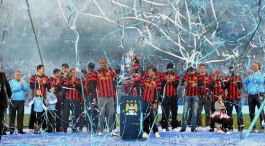 Noile tricouri ale celor de la Manchester City sunt identice cu cele ale lui AC Milan! SUPER FOTO: