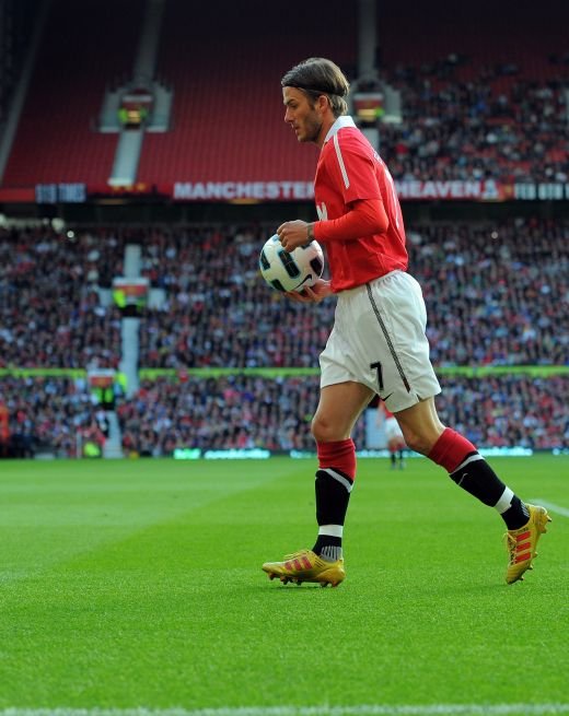 SUPER VIDEO: Beckham, din nou in tricoul lui Manchester United! Ce gol a reusit Rooney in meciul pentru Gary Neville!_2