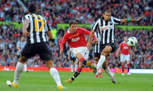 SUPER VIDEO: Beckham, din nou in tricoul lui Manchester United! Ce gol a reusit Rooney in meciul pentru Gary Neville!_6