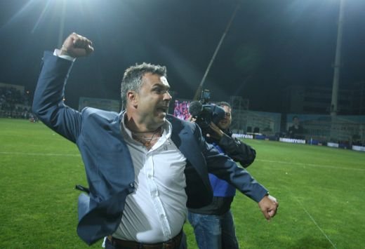 SUPER IMAGINI! Intalnirea dintre milenii! Steaua a primit prima CUPA din acest mileniu de la Ienei! Vezi imagini de la festivitate!_26