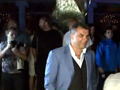 VIDEO: Stelistii au petrecut intr-un club de fite dupa victoria din Cupa! Vezi imagini cu Olaroiu si Radut in club: