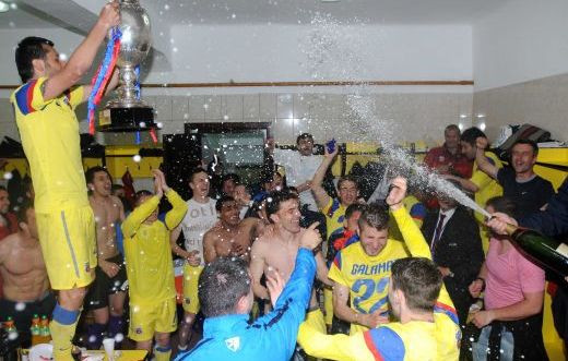 Steaua se desparte de un simbol! Cui i-au cantat jucatorii in vestiar PLEACA din Ghencea! VIDEO