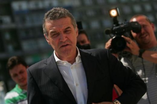 Meme a propus la Steaua doi antrenori portughezi! Becali: Numele o sa-l aflati doar cand semneaza