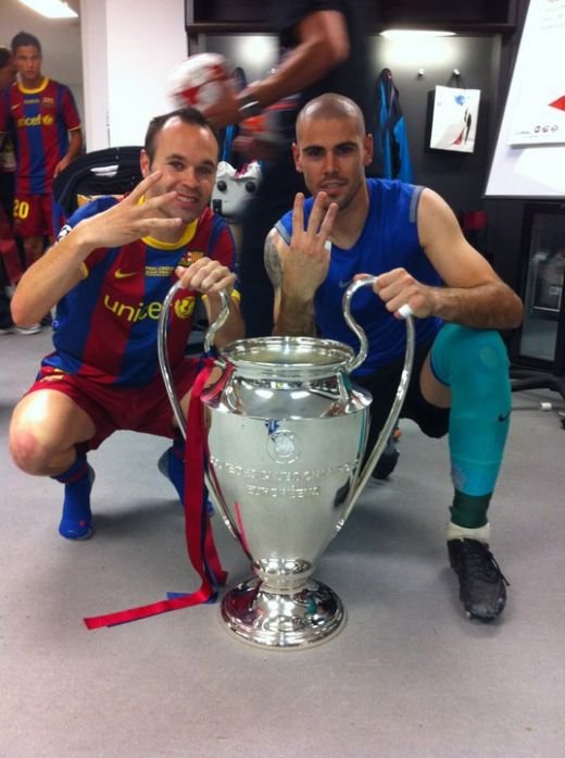 FOTO & VIDEO Fiesta Barcelonei pas cu pas! Artificii, sampanie si cuvintele lacrimogene ale lui Abidal:_5