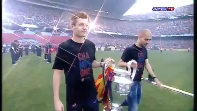 Sarbatoare Barcelona 2, aducerea trofeului, imnul Barcelonei.