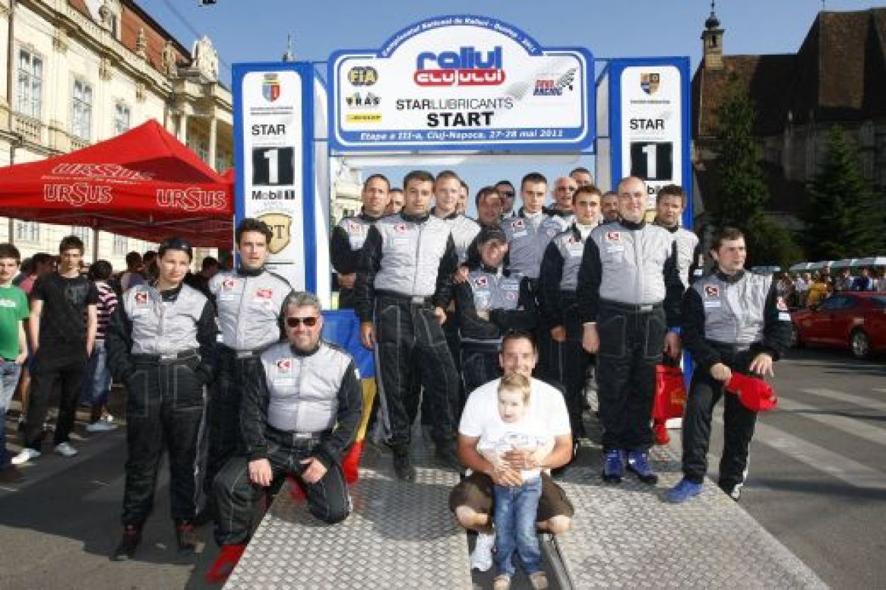 La nici 18 ani este liderul Cupei Dacia!_3
