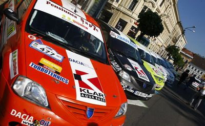 La nici 18 ani este liderul Cupei Dacia!_4