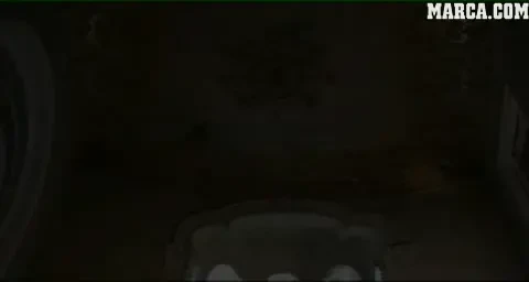 VIDEO! Cum l-a transformat Shakira pe Pique! A inceput deja apara in pictoriale