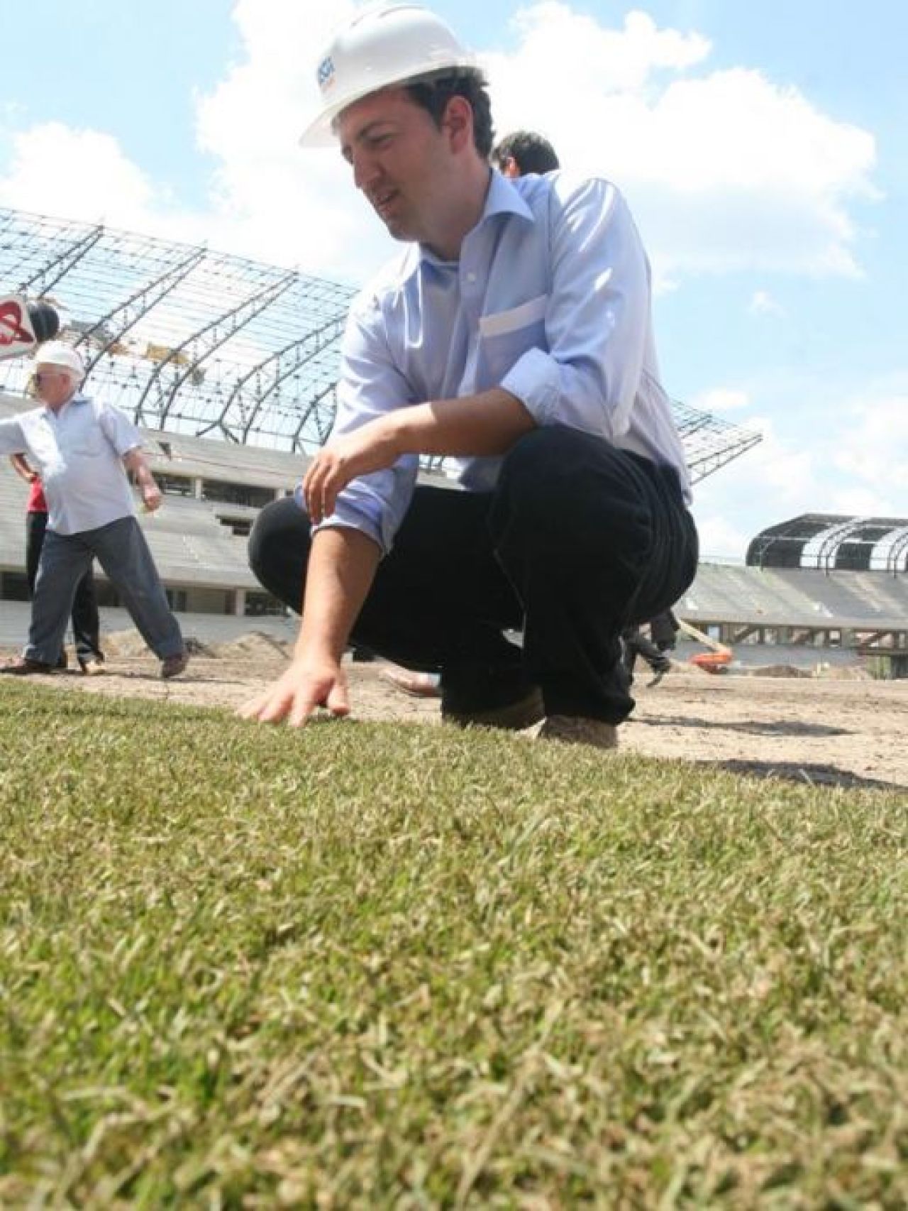 FOTO & VIDEO A inceput montarea gazonului pe Cluj Arena! Din ce in ce mai aproape de meciul de deschidere!_6