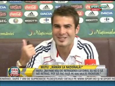 VIDEO Mutu si Marica nu s-au putut abtine sa nu rada! Au sustinut conferinta pe acorduri de muzica populara :))