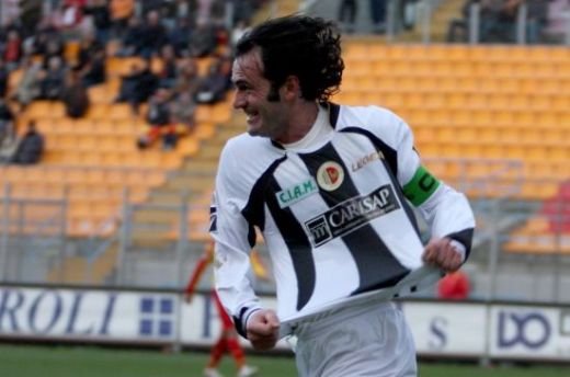 Italia se ZGUDUIE din nou! 16 oameni conducatori de cluburi, arestati! Printre ei si legenda lui Lazio, Signori!_4