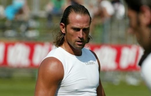 Italia se ZGUDUIE din nou! 16 oameni conducatori de cluburi, arestati! Printre ei si legenda lui Lazio, Signori!_10