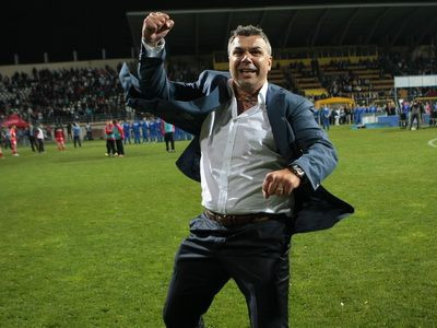 Primul om care a anuntat plecarea lui Razvan Lucescu la Rapid prezice: Olaroiu la Nationala! Rapid ia titlul!